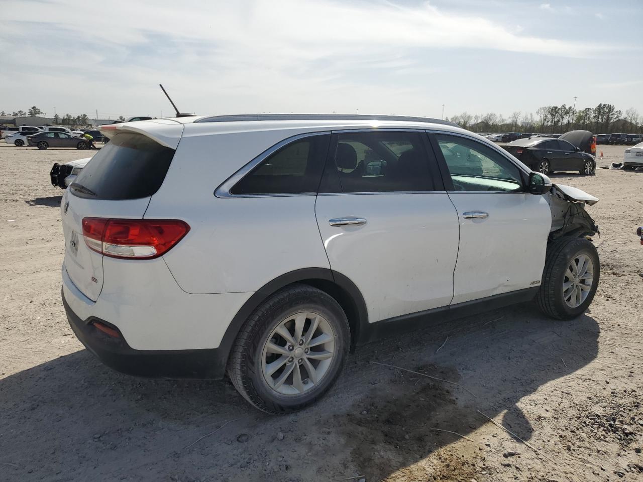 2017 Kia Sorento - Image 3