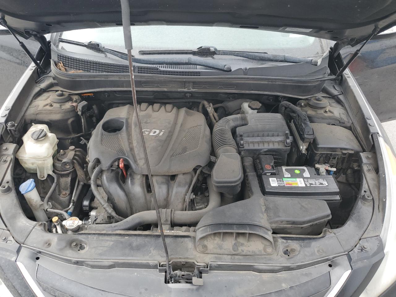 2014 Hyundai Sonata - Image 11