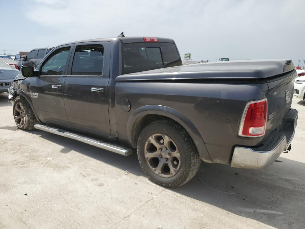 2015 RAM 1500 - Image 2