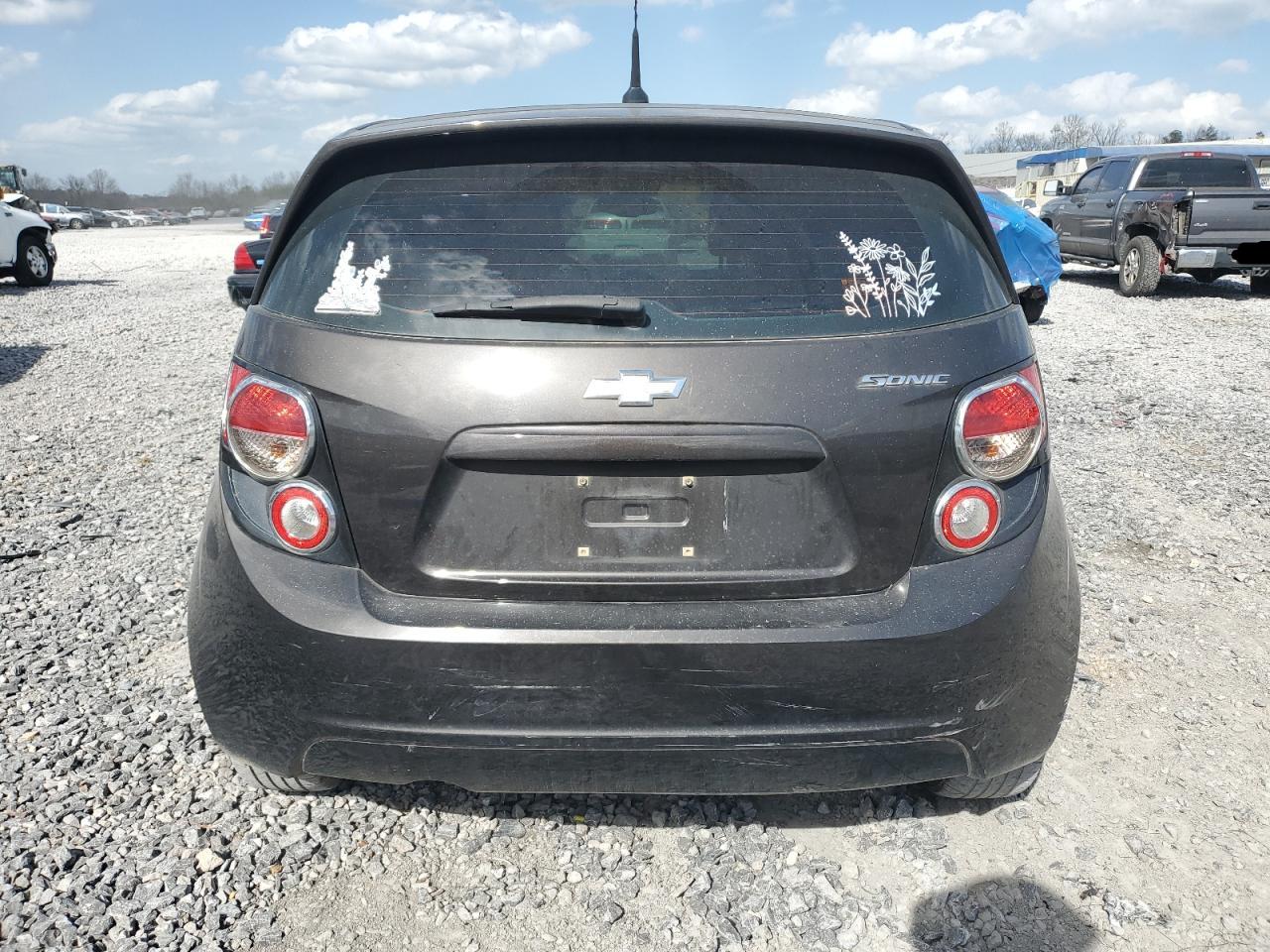 2014 Chevrolet Sonic - Image 6