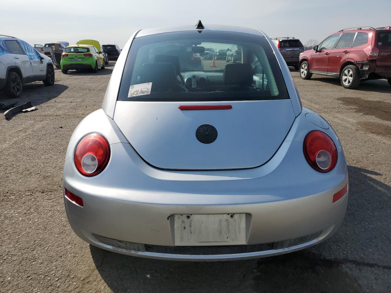 2007 Volkswagen Beetle - Image 6