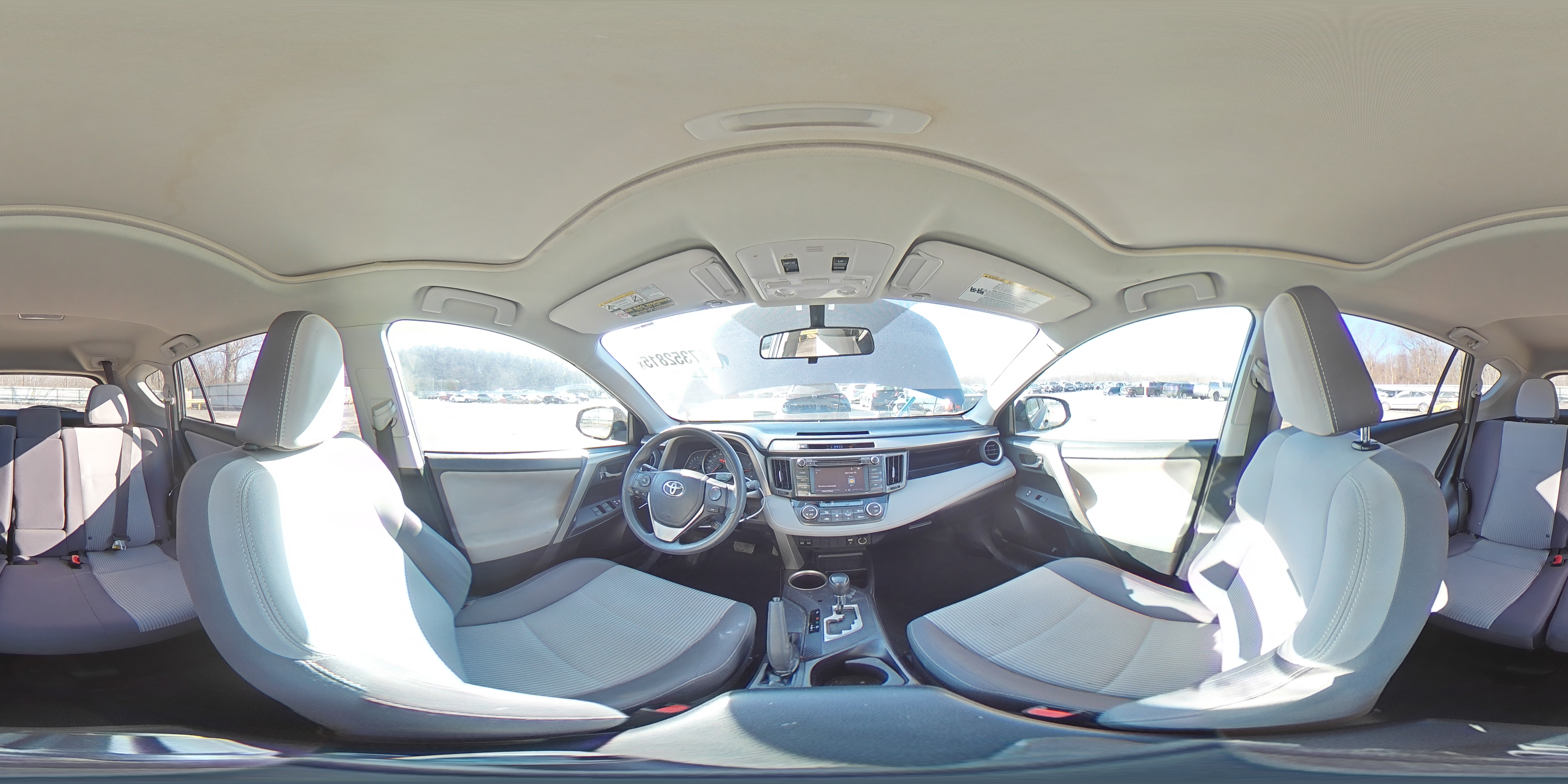2014 Toyota RAV 4 - Image 13