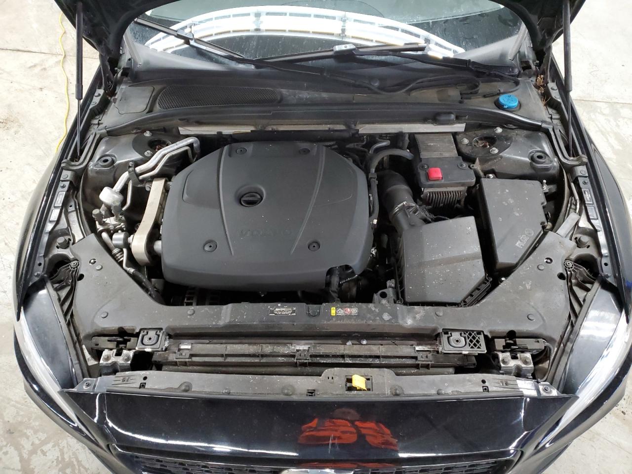 2021 Volvo S60 - Image 12
