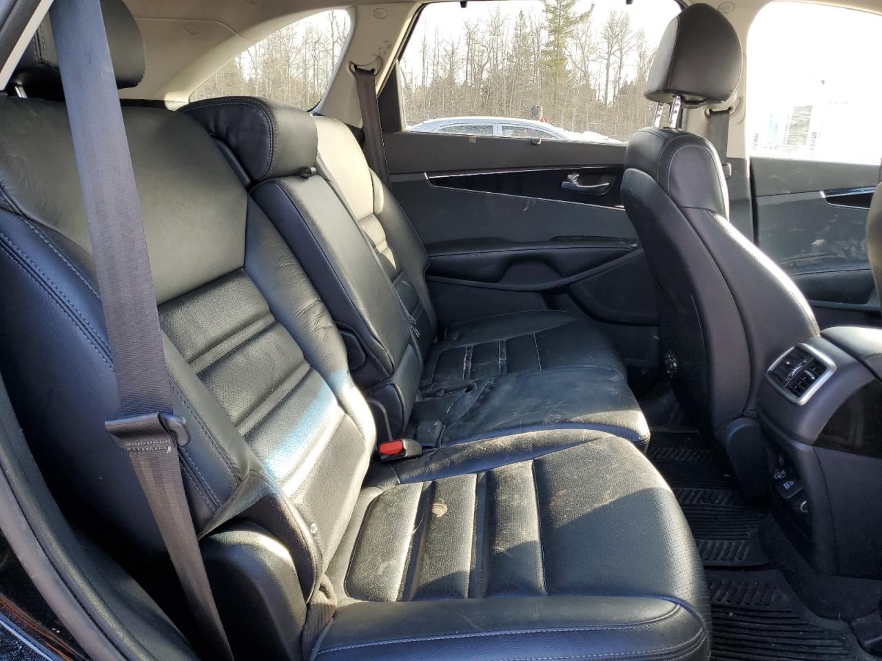 2018 Kia Sorento - Image 11
