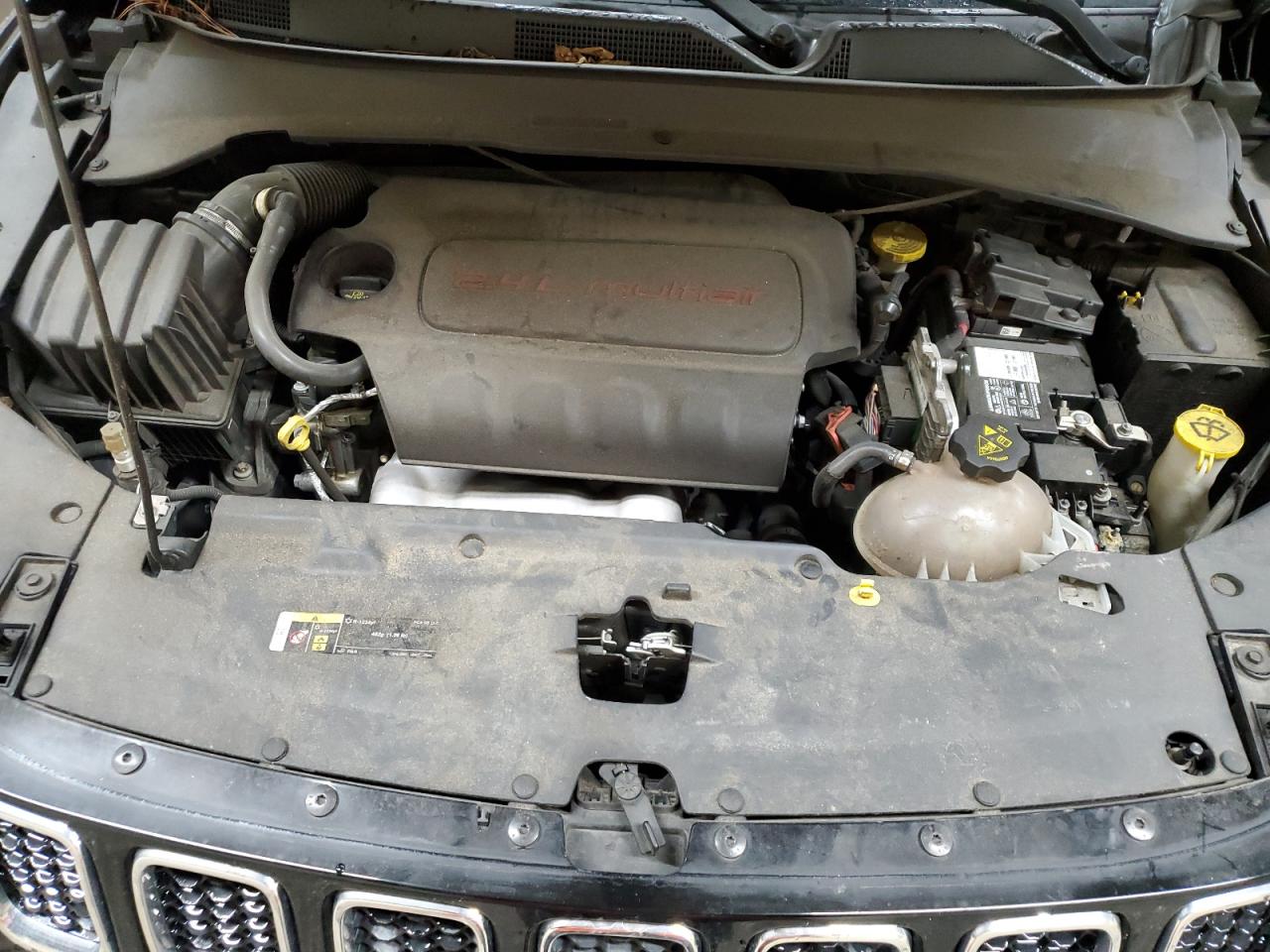 2018 Jeep Compass - Image 12