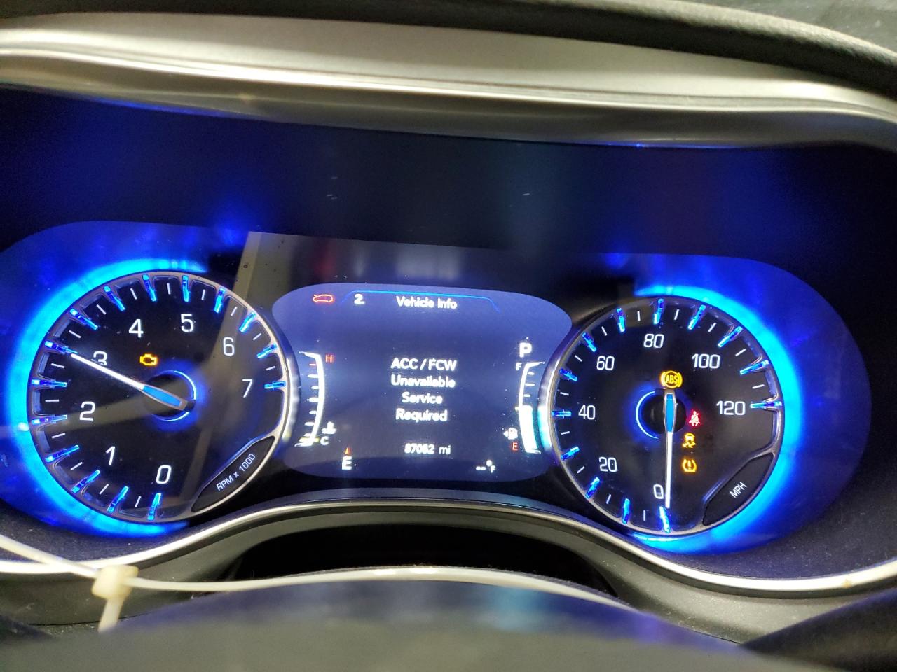 2019 Chrysler Pacifica - Image 9