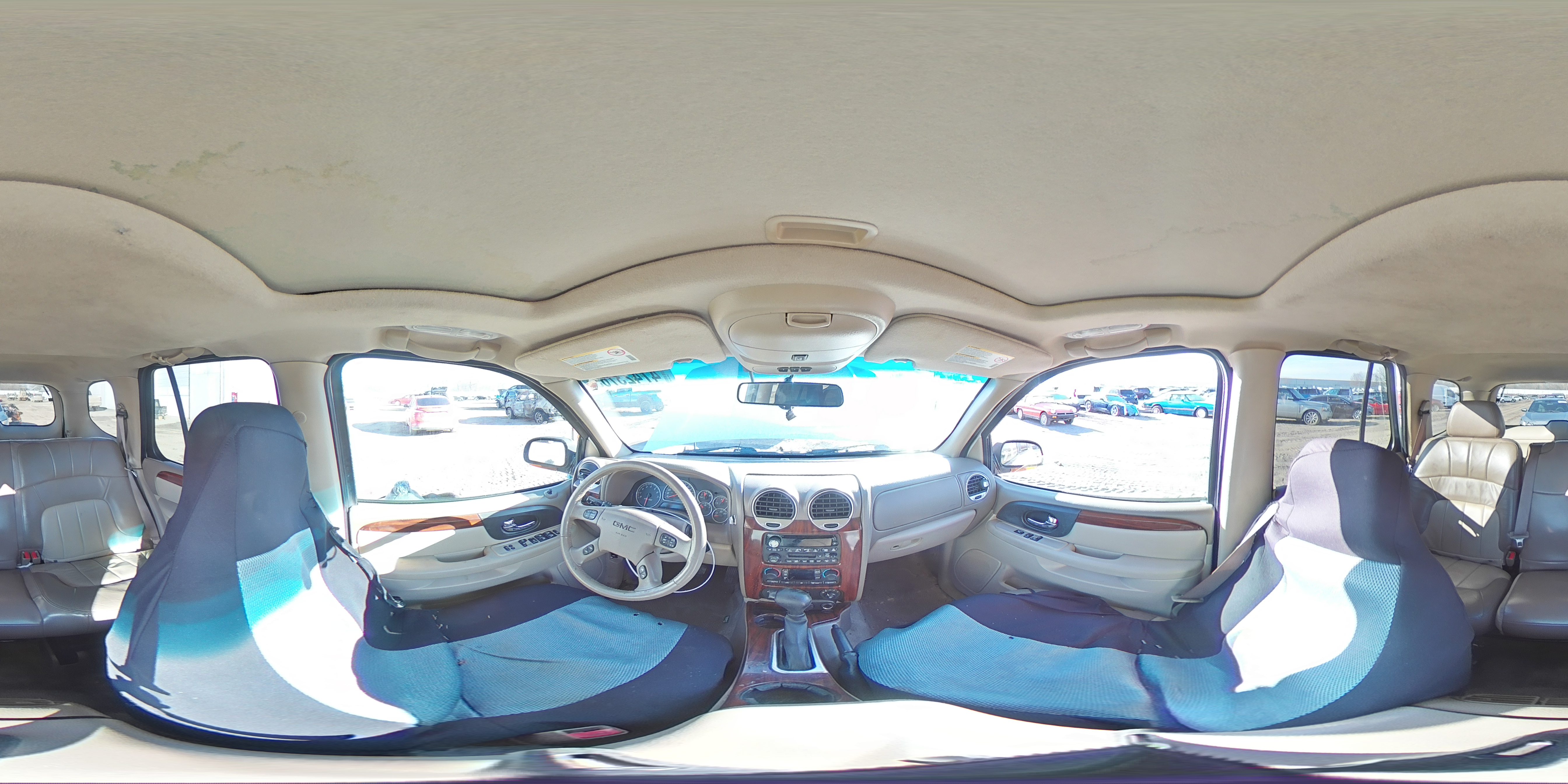 2004 GMC Envoy - Image 14