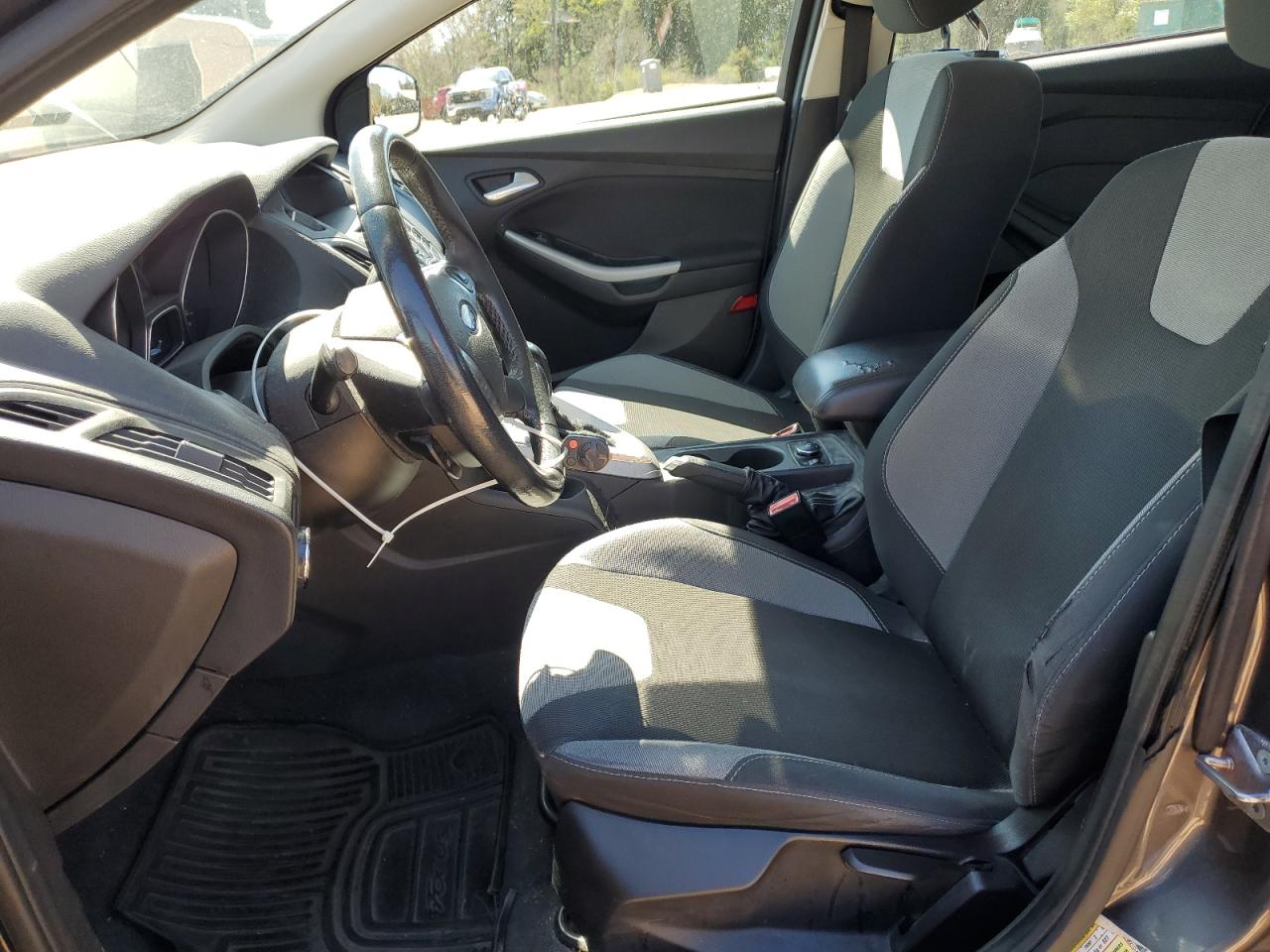 2012 Ford Focus - Image 7