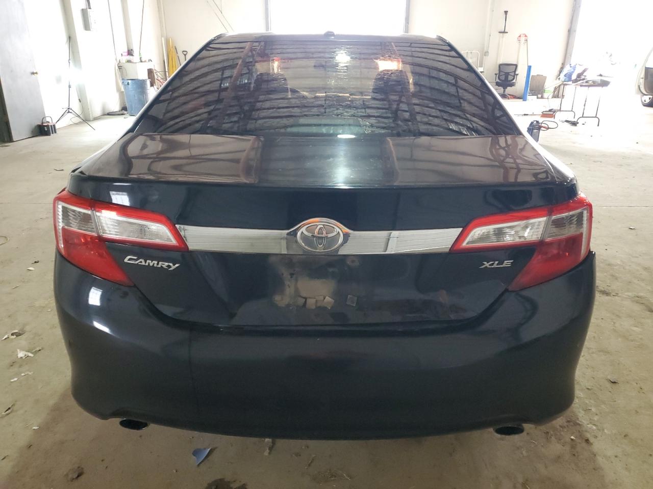 2013 Toyota Camry - Image 6