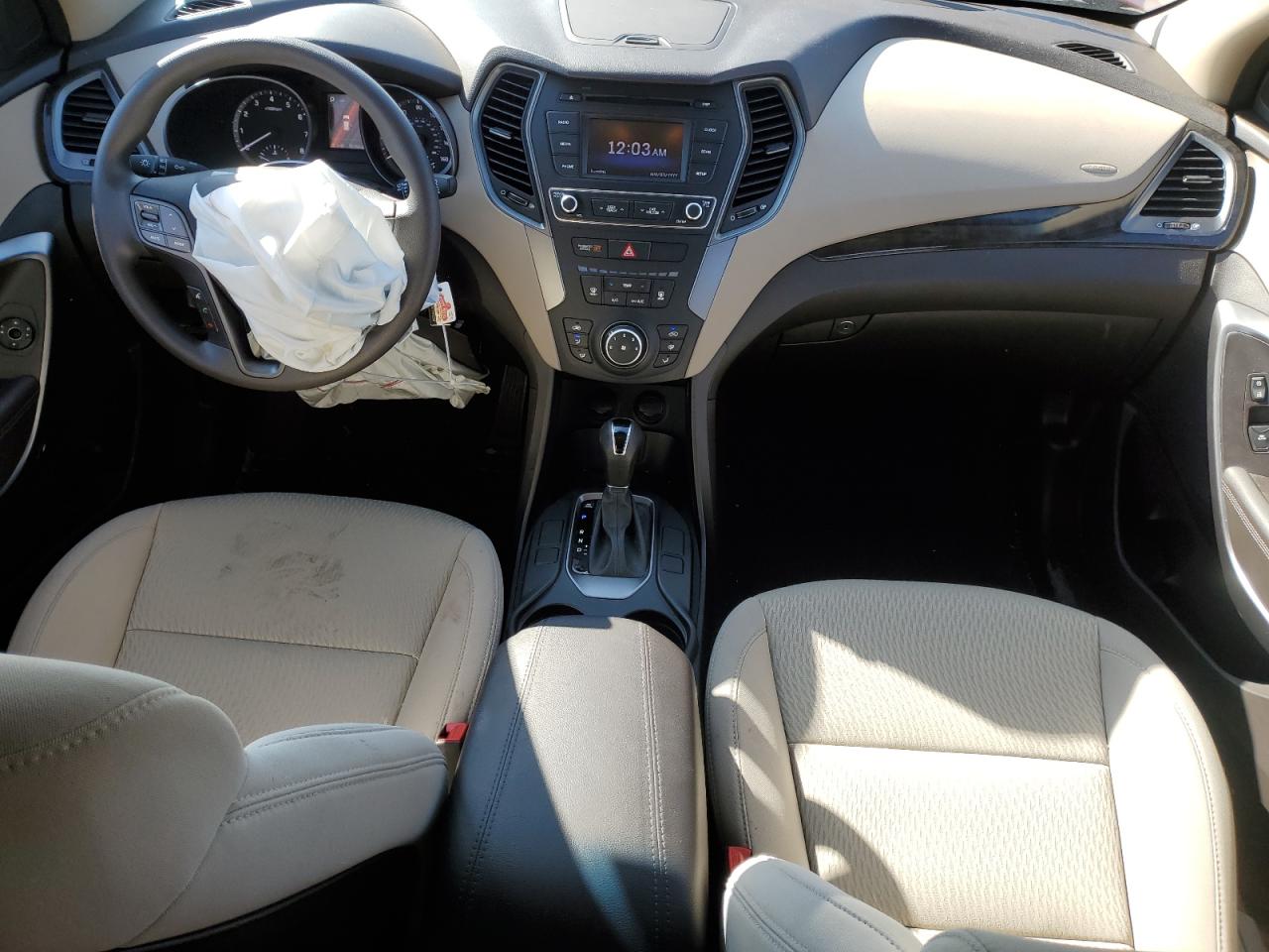 2017 Hyundai Santa Fe - Image 8