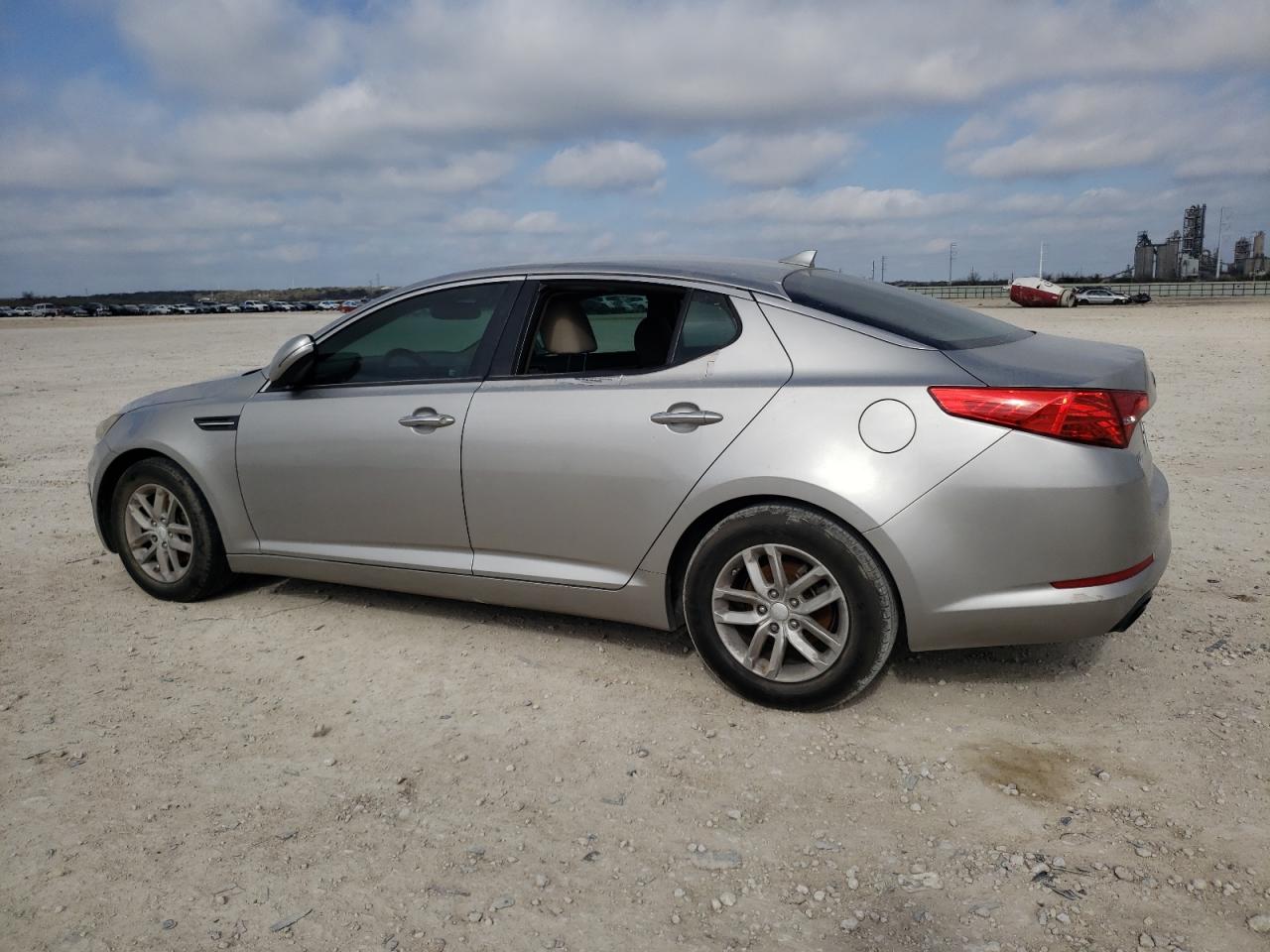 2013 Kia Optima - Image 2