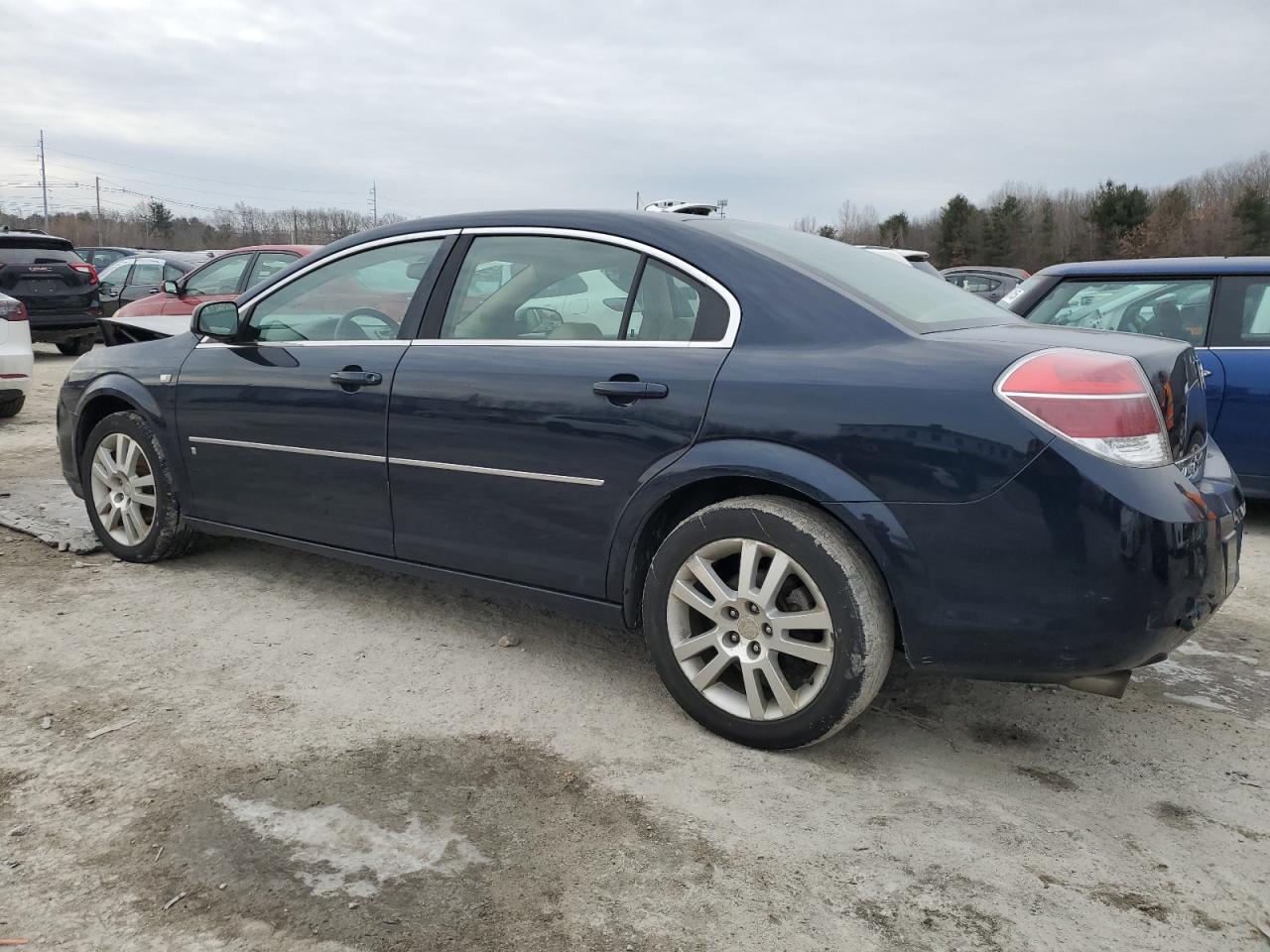 2007 Saturn Aura - Image 2