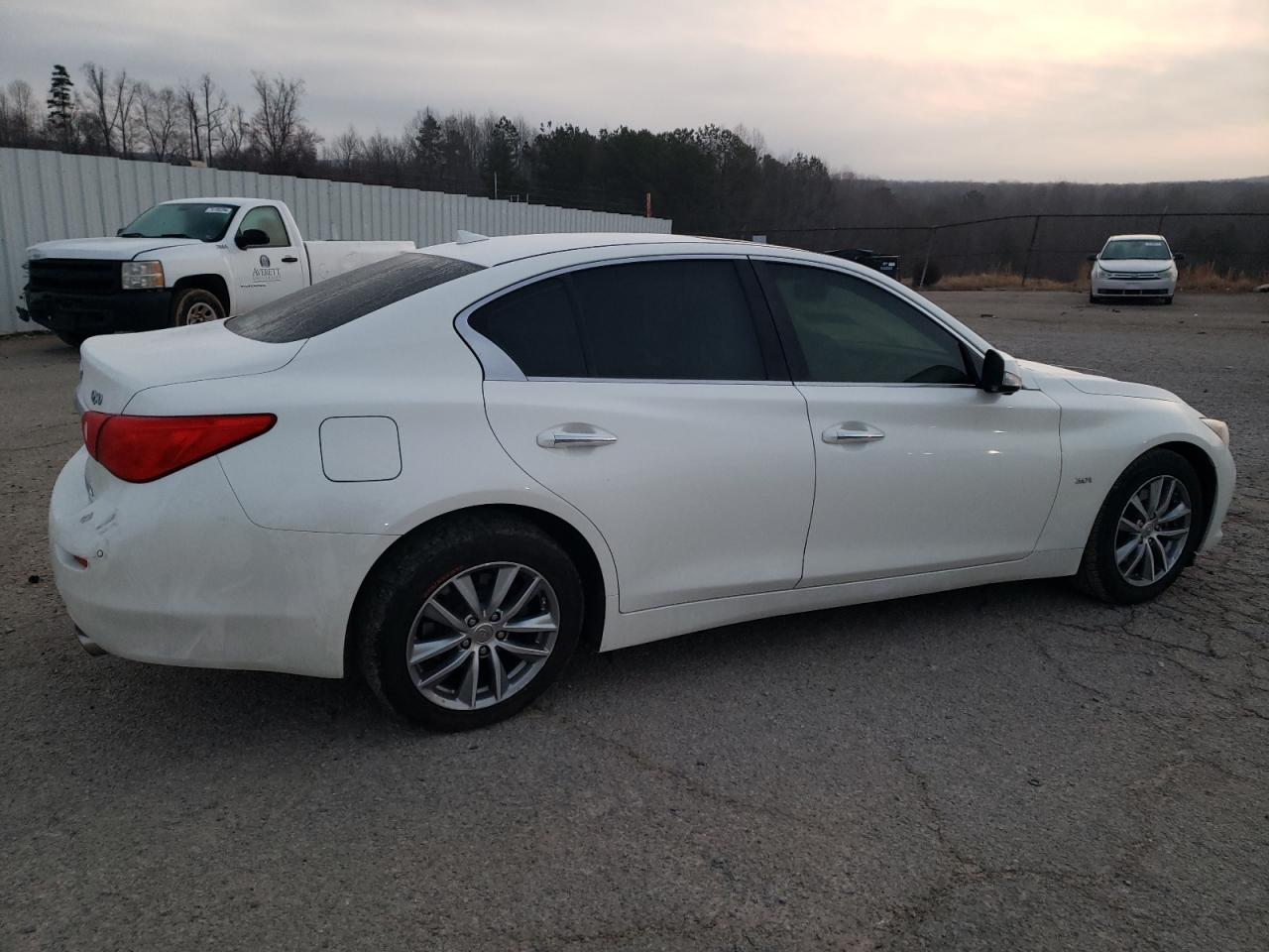 2017 Infiniti Q50 - Image 3