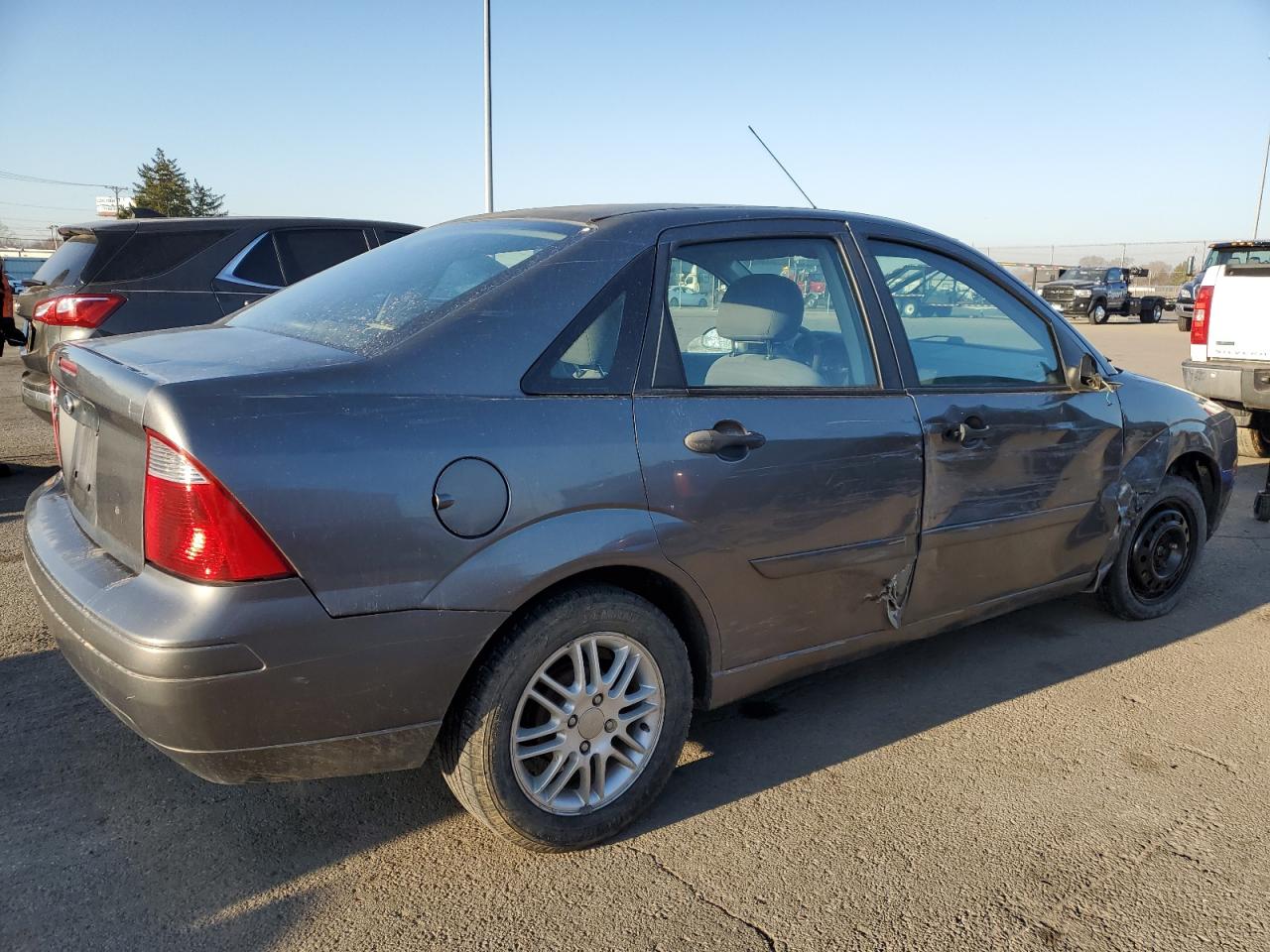 2007 Ford Focus - Image 3