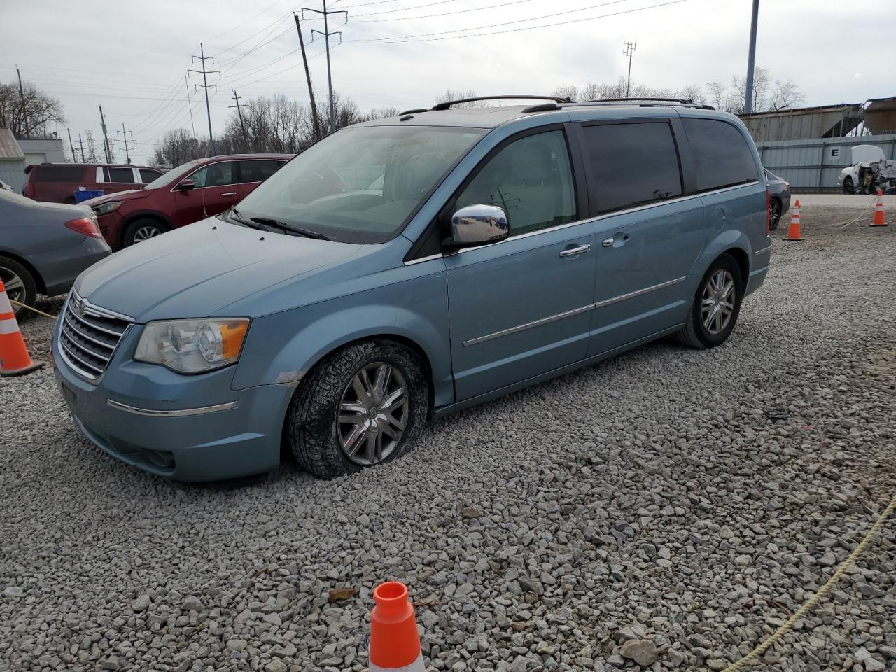 2008 Chrysler Town & Country - Image 1