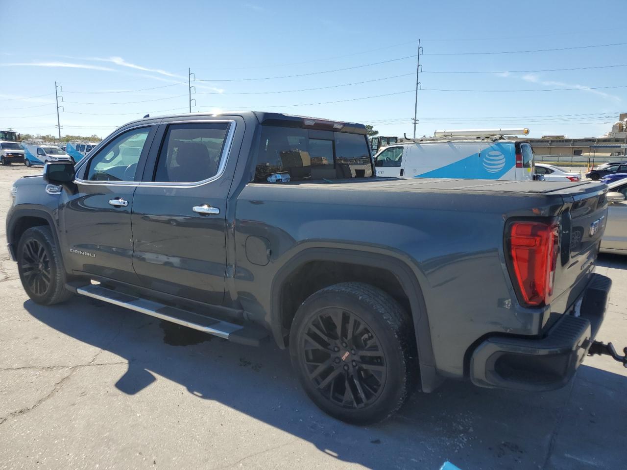 2020 GMC Sierra - Image 2