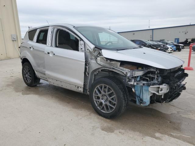  FORD ESCAPE 2016 Srebrny