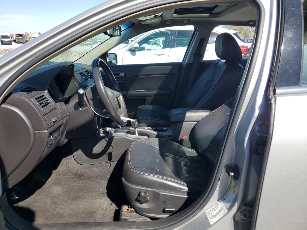 2010 Ford Fusion - Image 7