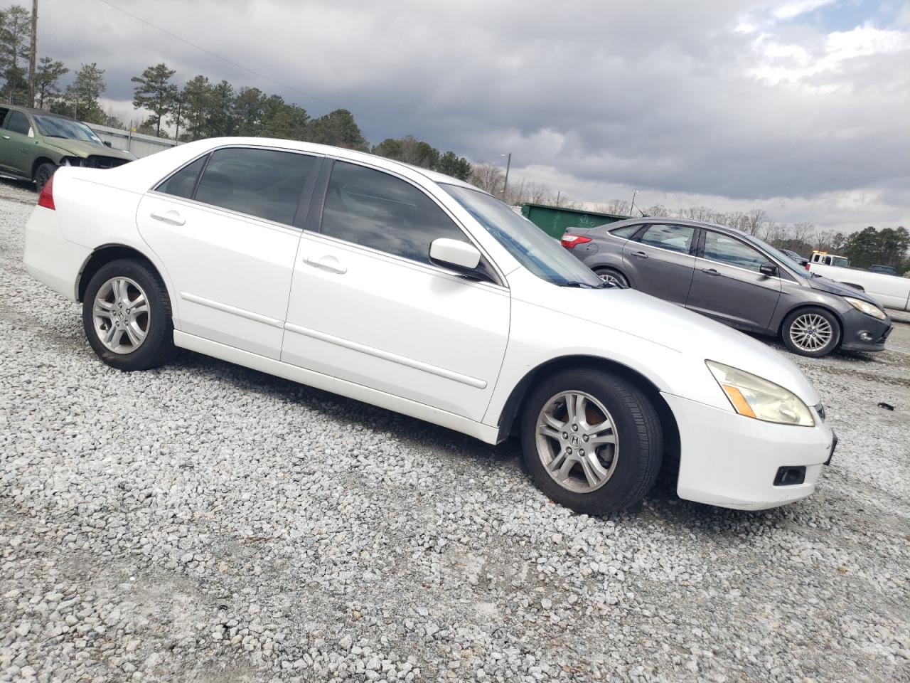 2007 Honda Accord - Image 4