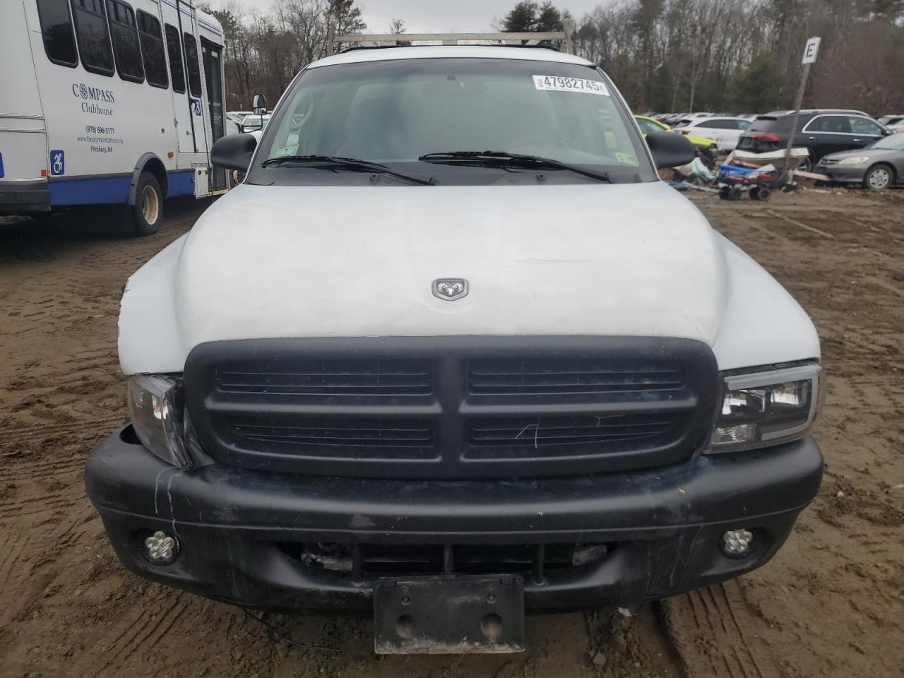 2004 Dodge Dakota - Image 5