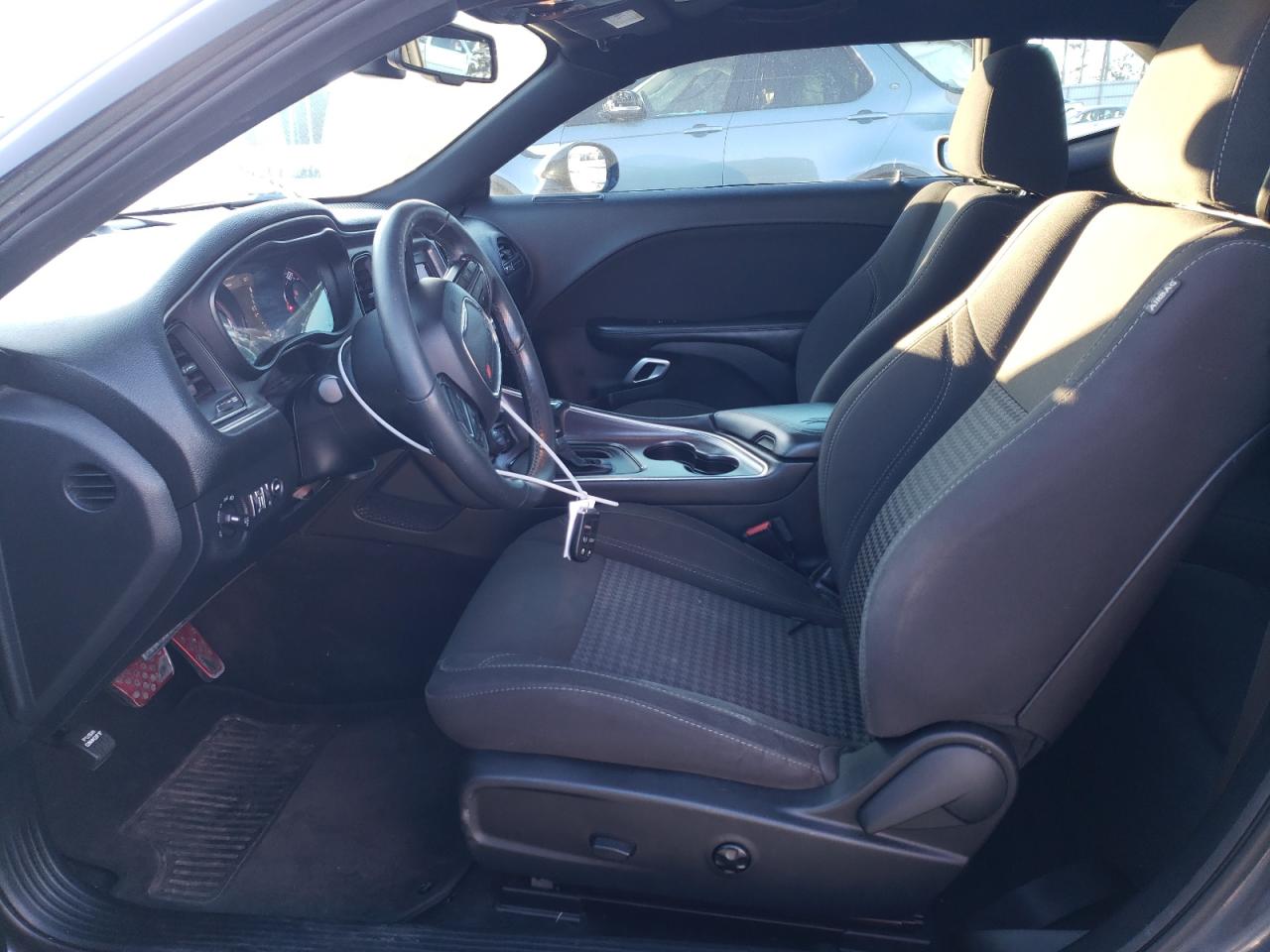 2018 Dodge Challenger - Image 7