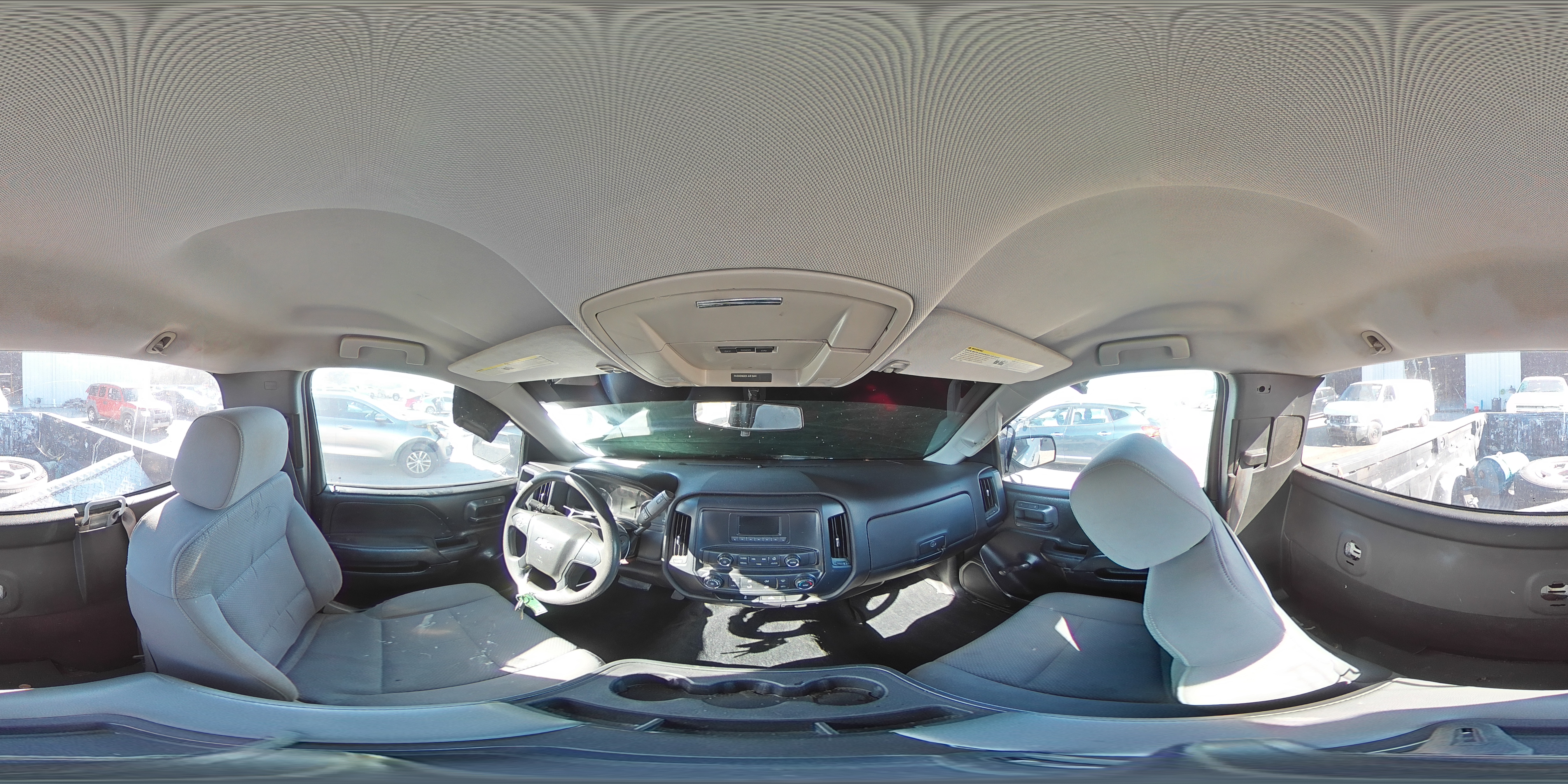 2016 Chevrolet Silverado - Image 17