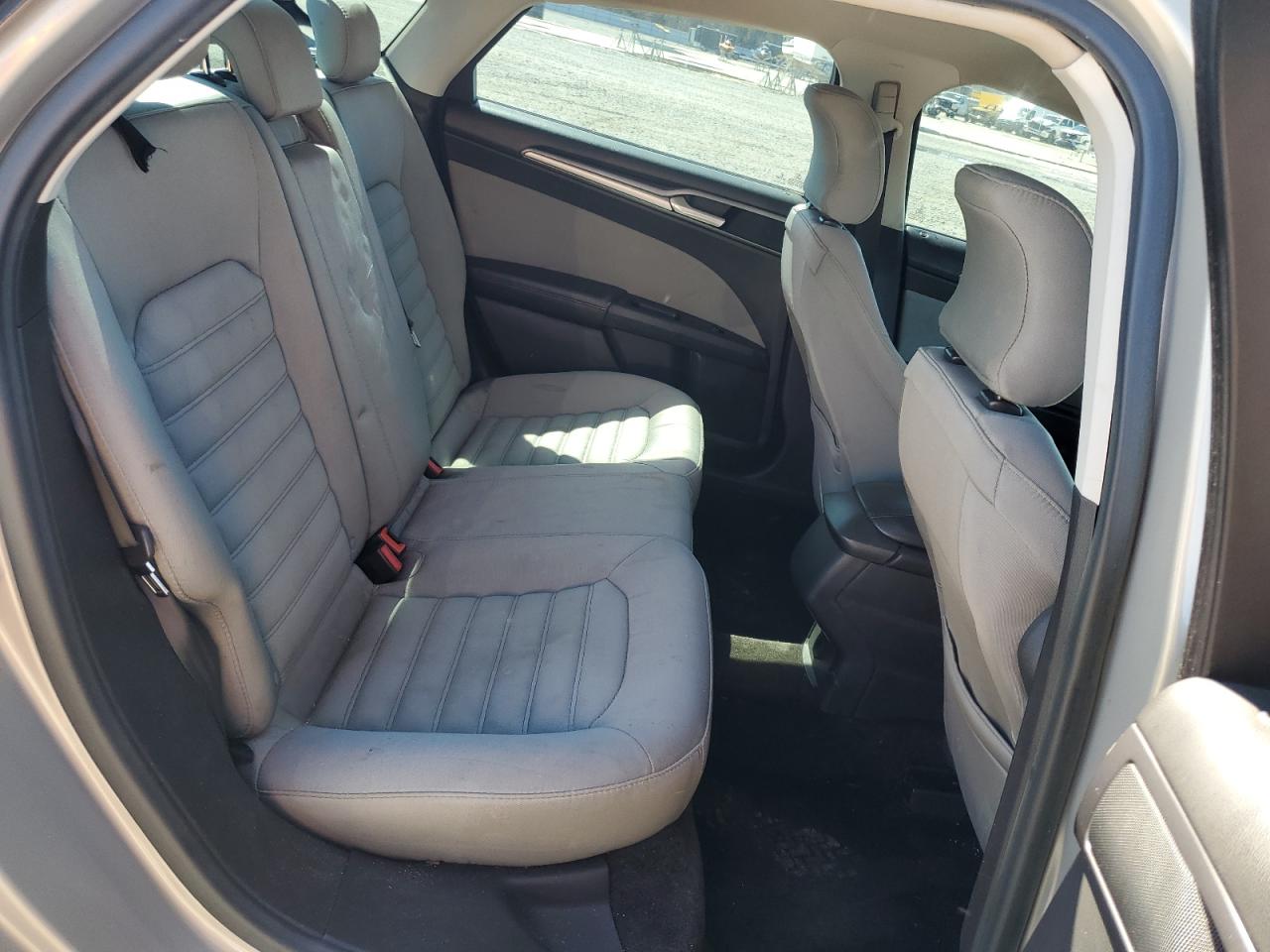 2015 Ford Fusion - Image 10