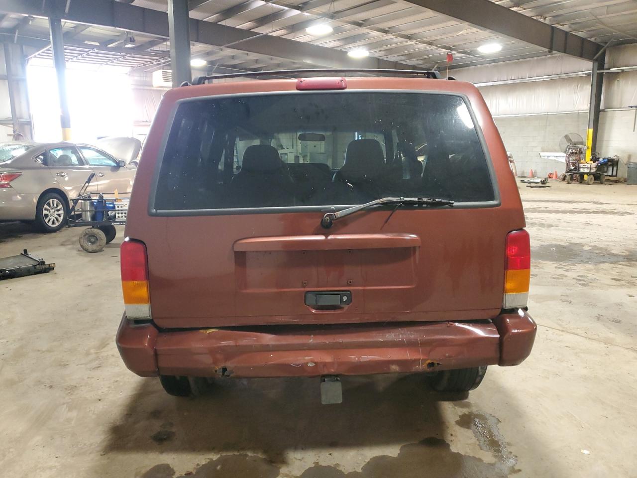 2001 Jeep Grand Cherokee - Image 6