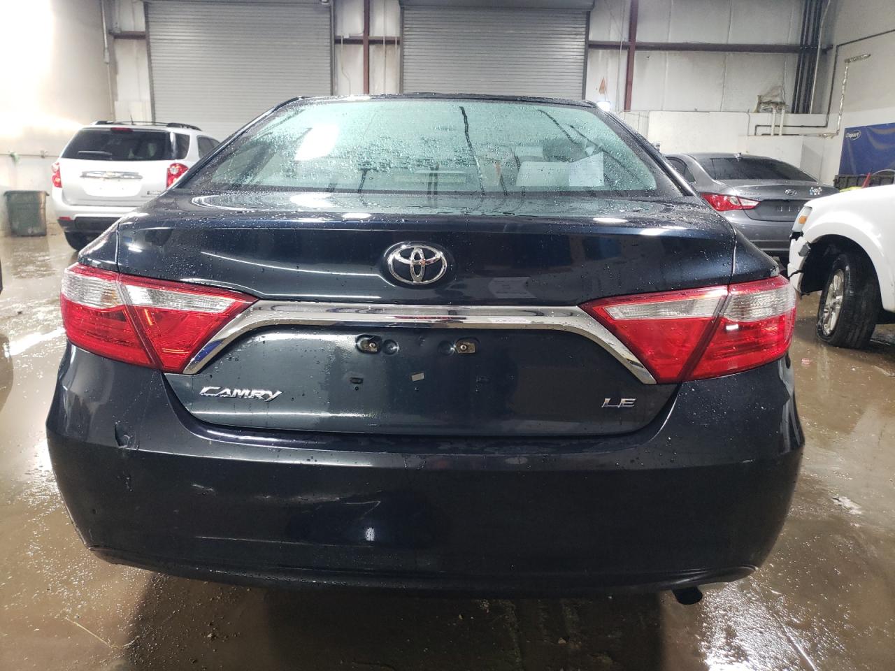 2015 Toyota Camry - Image 6