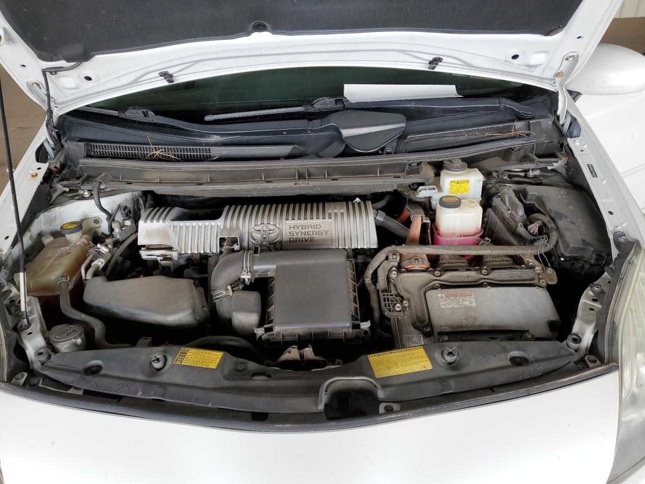 2012 Toyota Prius - Image 12