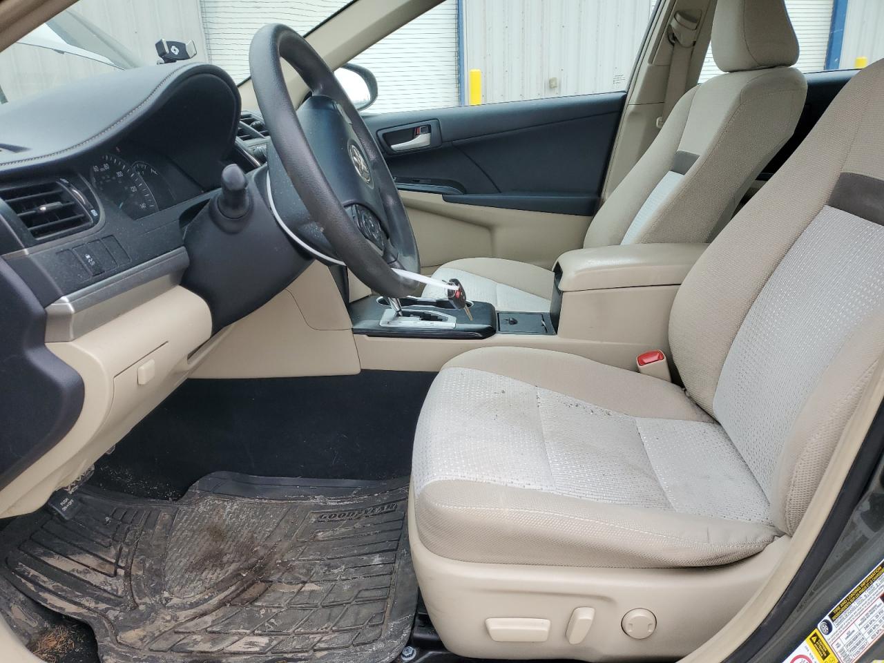 2012 Toyota Camry - Image 7
