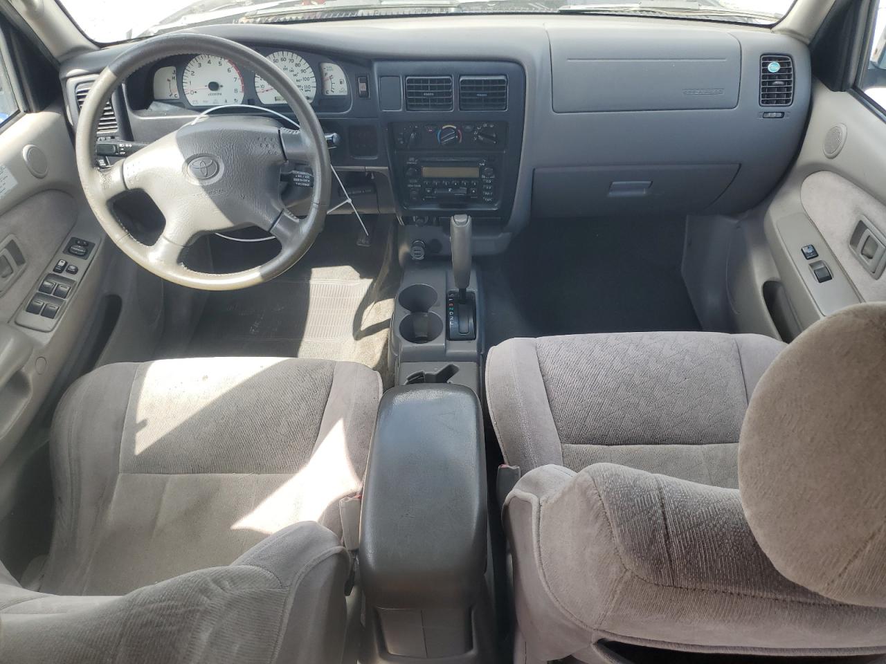 2003 Toyota Tacoma - Image 8
