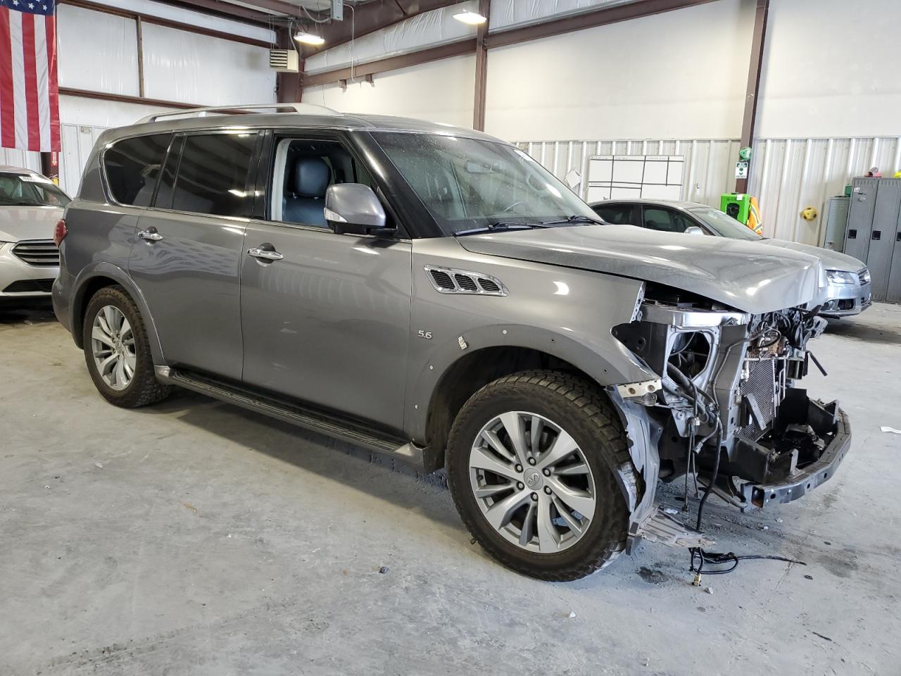 2015 Infiniti QX80 - Image 4