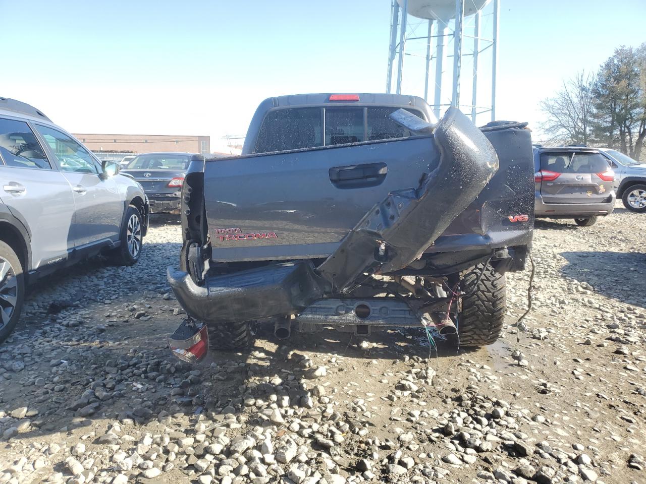2011 Toyota Tacoma - Image 6
