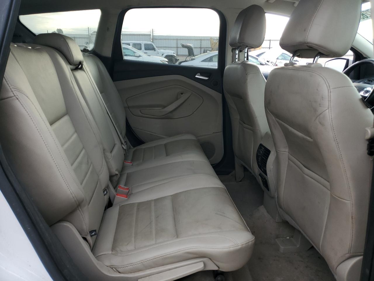 2015 Ford Escape - Image 11