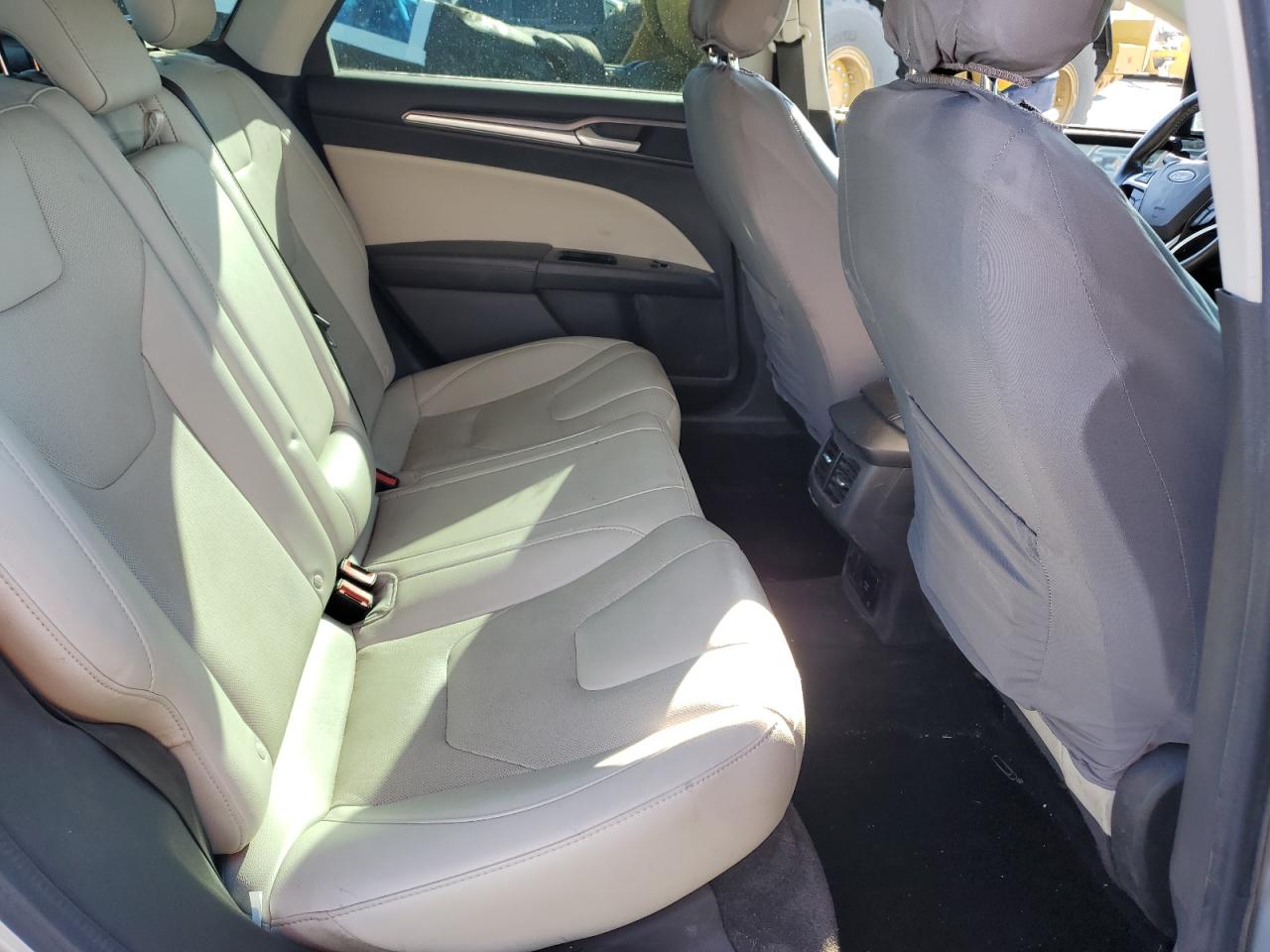 3FA6P0SU5GR356675 FORD FUSION 2016