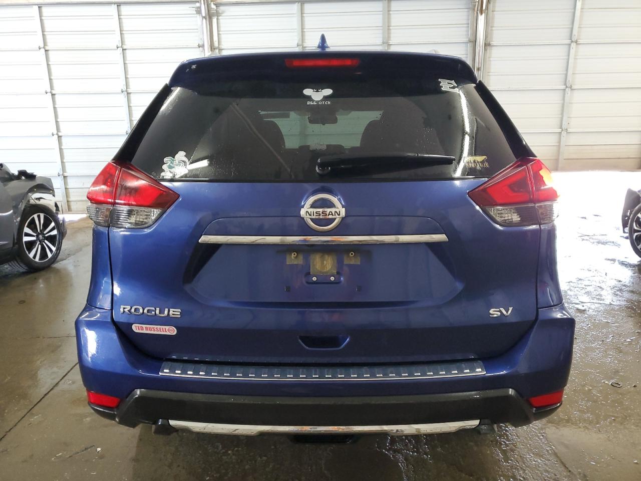 2018 Nissan Rogue - Image 6