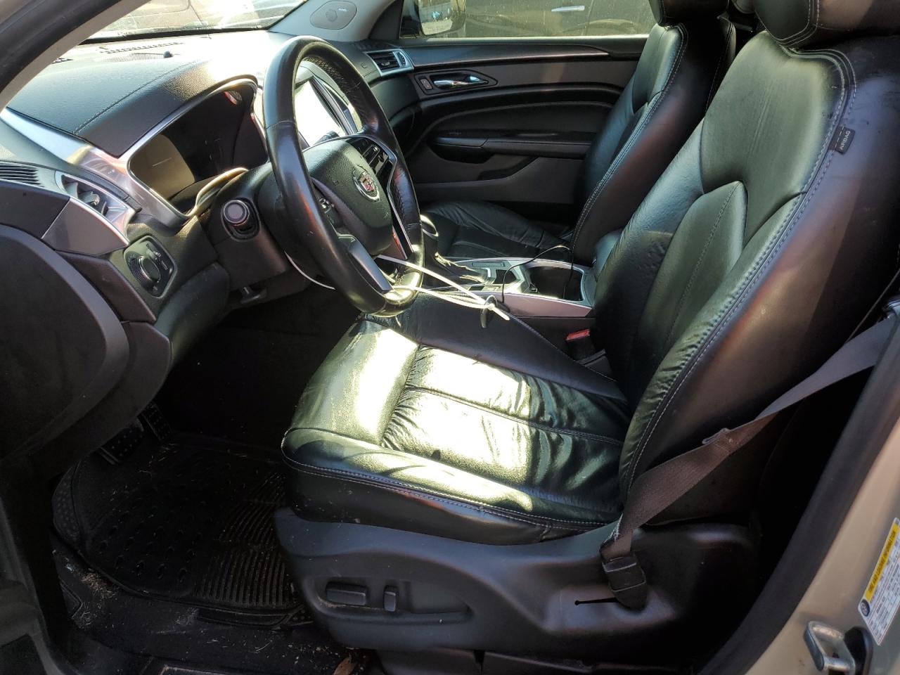 2015 Cadillac SRX - Image 7