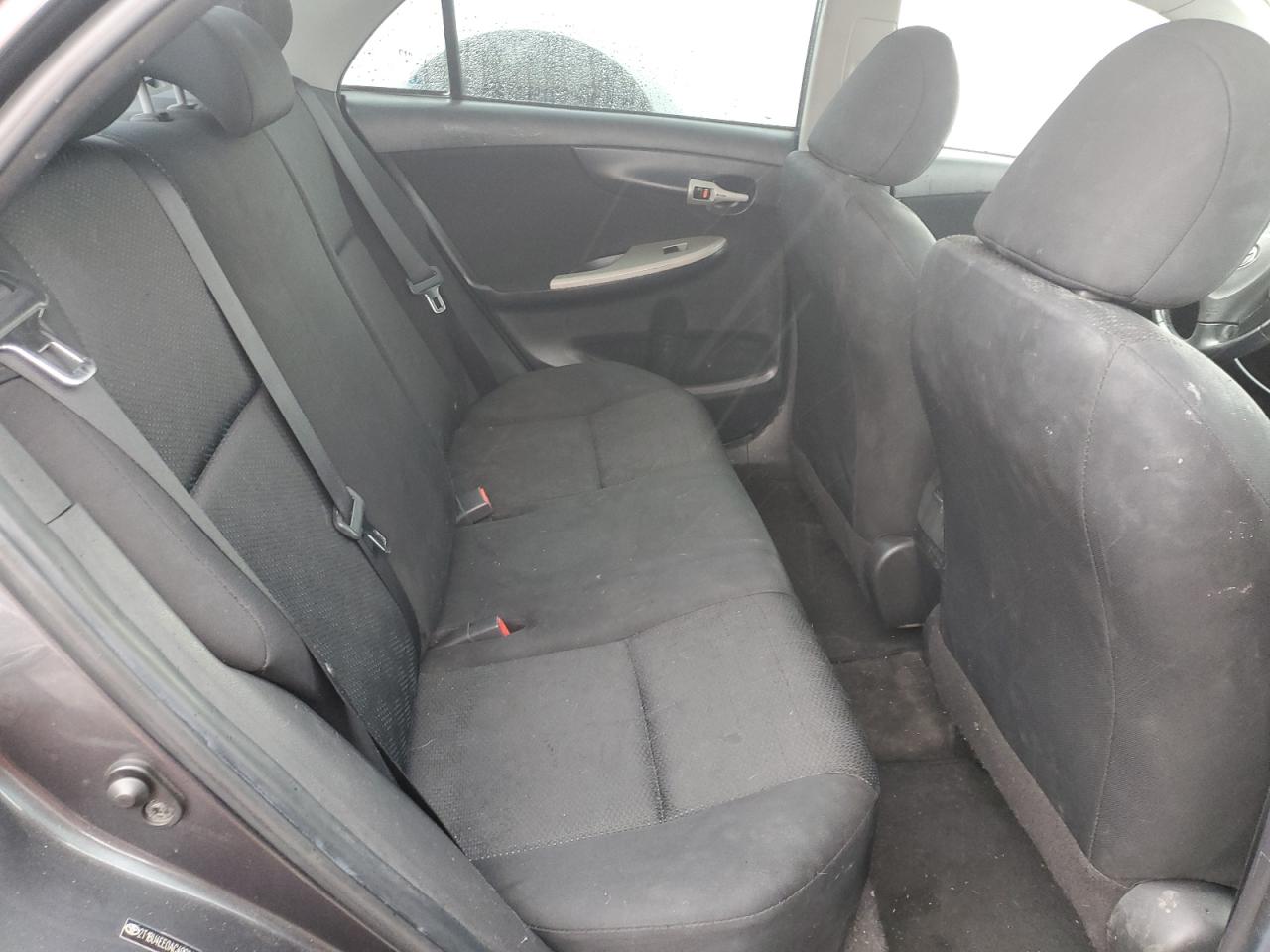 2010 Toyota Corolla - Image 10