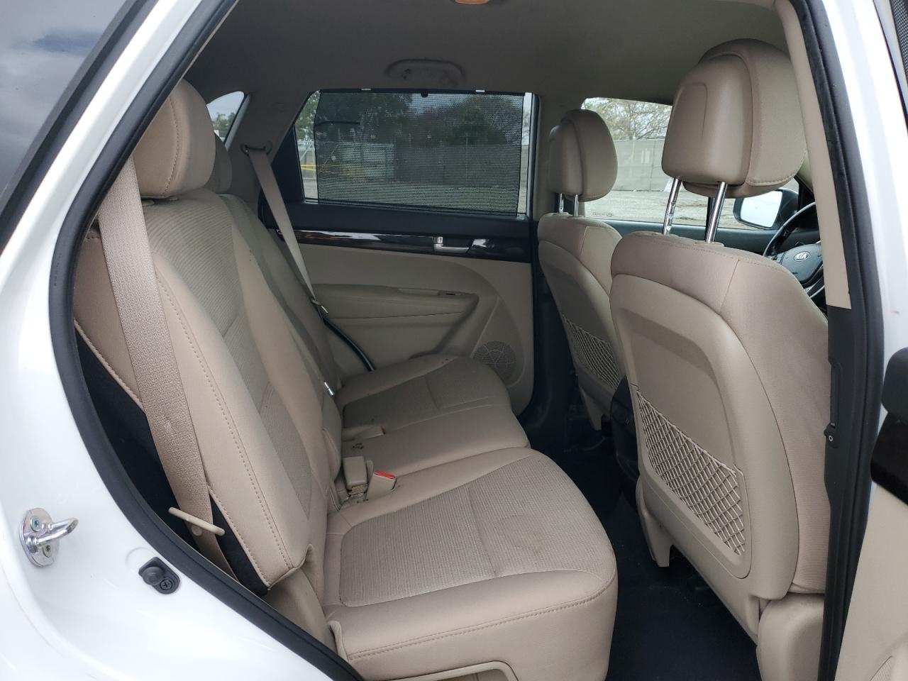 2014 Kia Sorento - Image 12