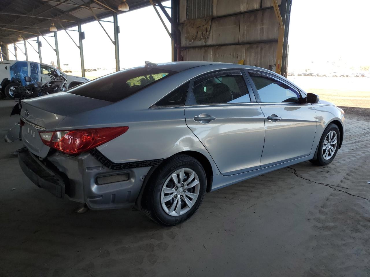 2012 Hyundai Sonata - Image 3