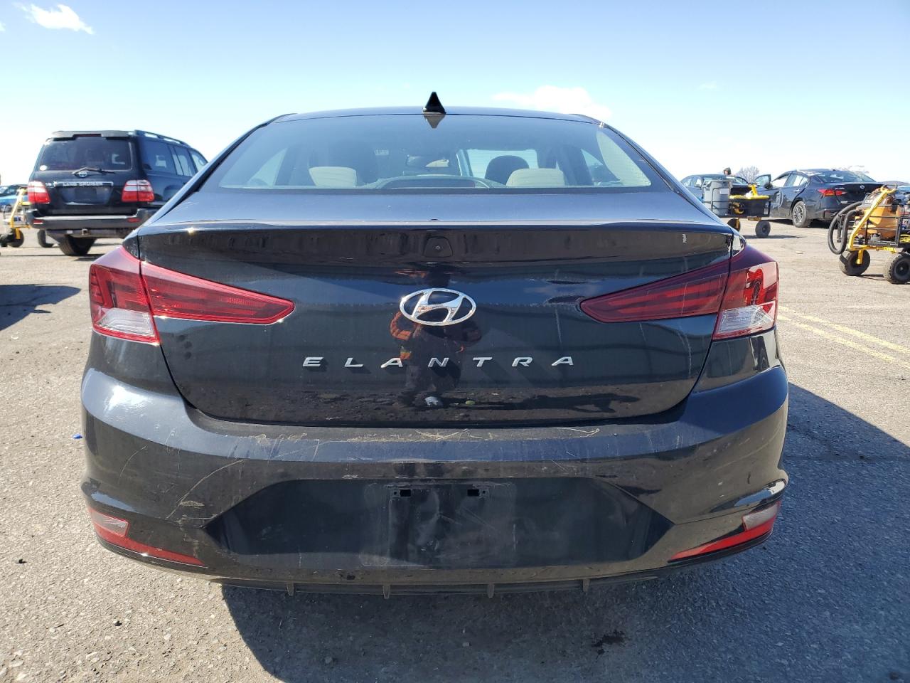 2020 Hyundai Elantra - Image 6