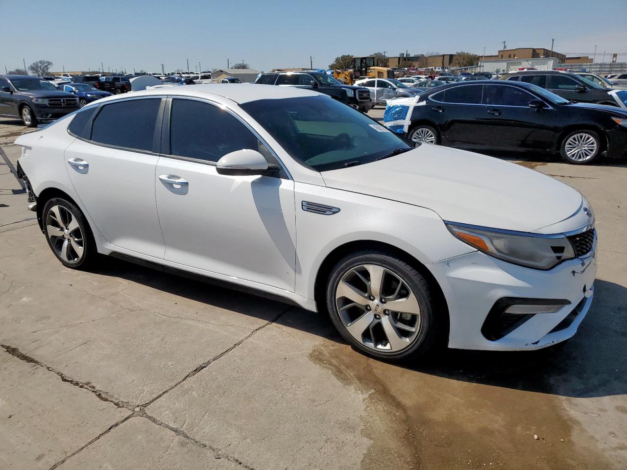 2019 Kia Optima - Image 4