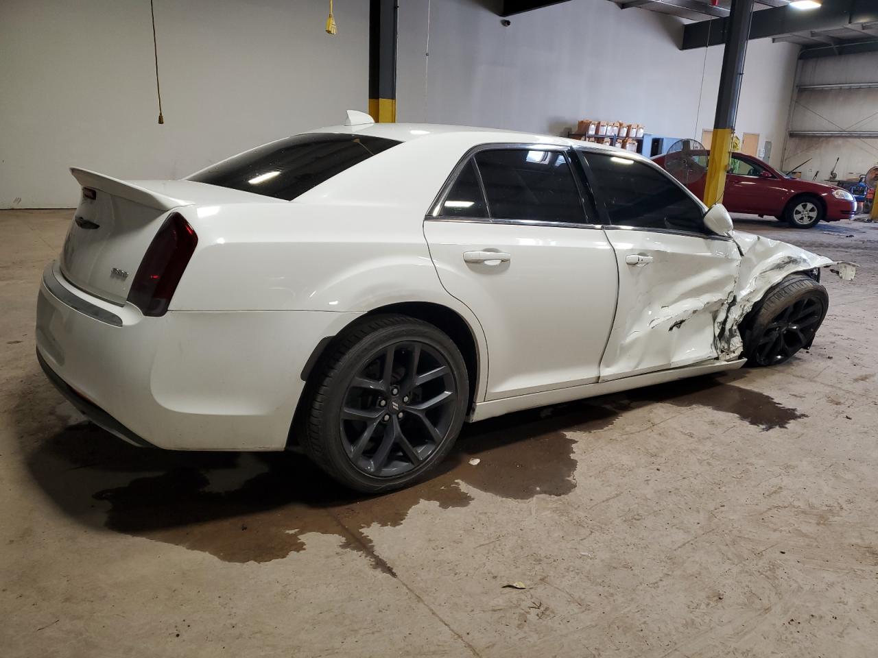 2015 Chrysler 300 - Image 3