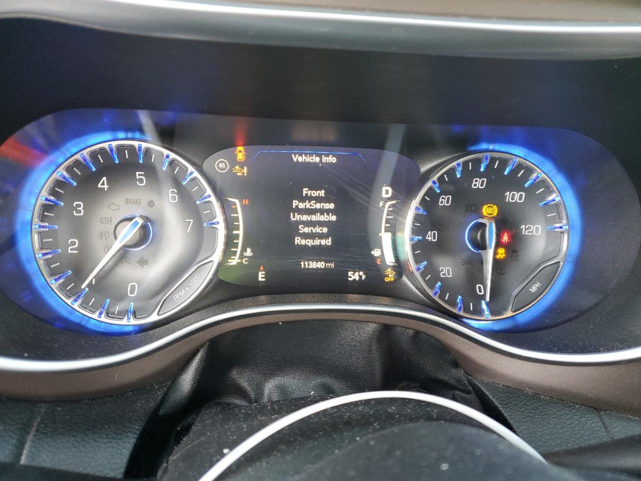2019 Chrysler Pacifica - Image 9