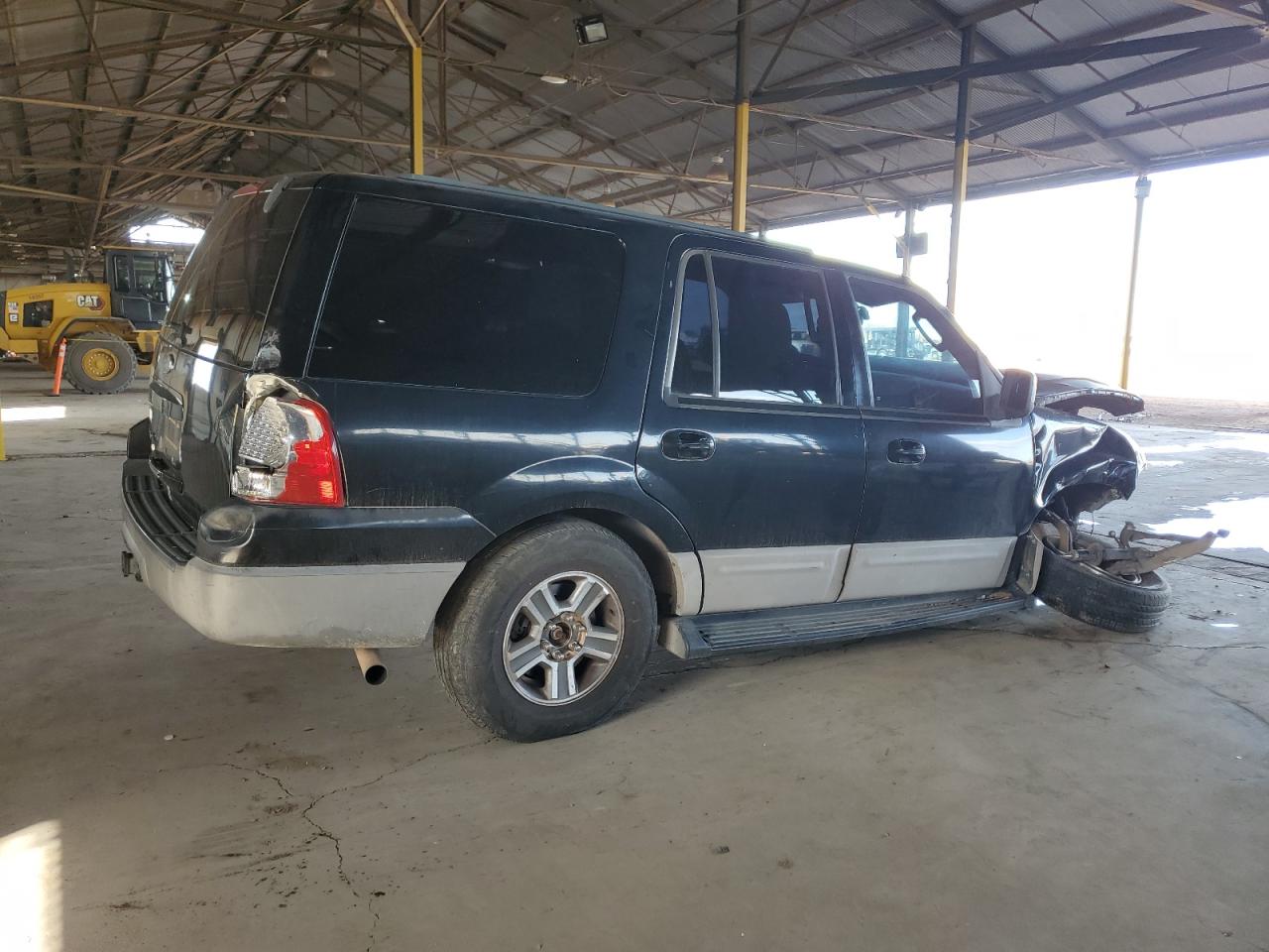 2003 Ford Expedition - Image 3