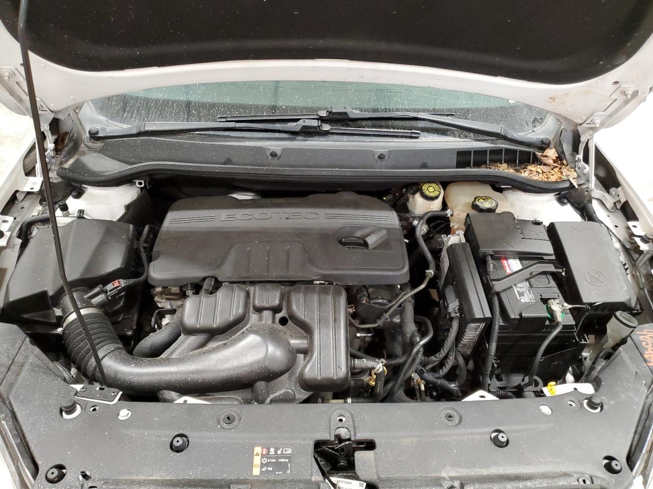 2014 Buick Verano - Image 12