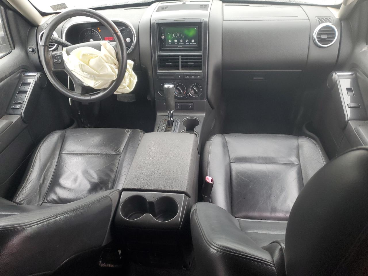 2009 Ford Explorer - Image 8