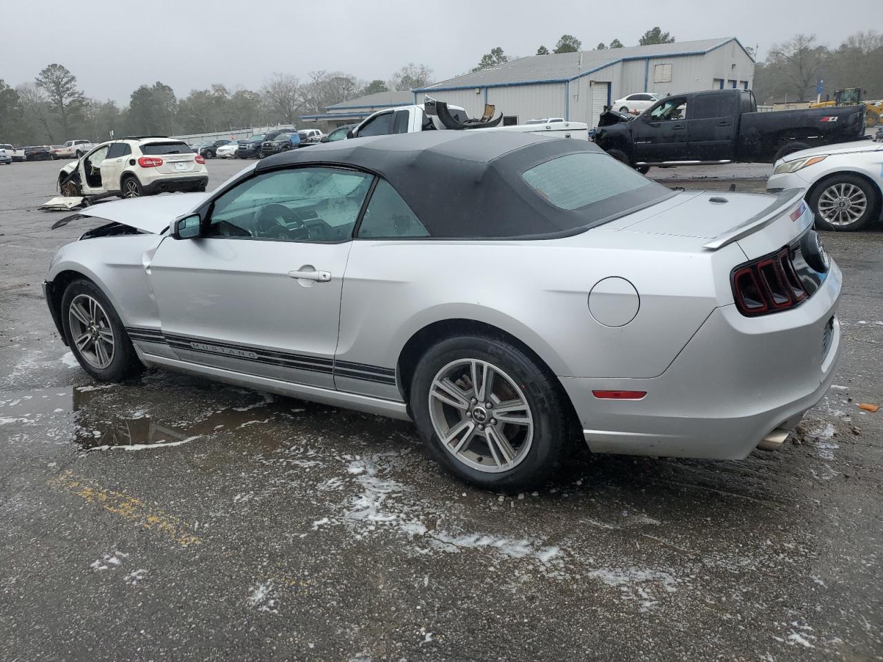 2013 Ford Mustang - Image 2