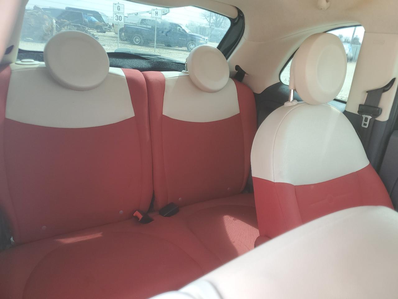 2012 Fiat 500 - Image 11